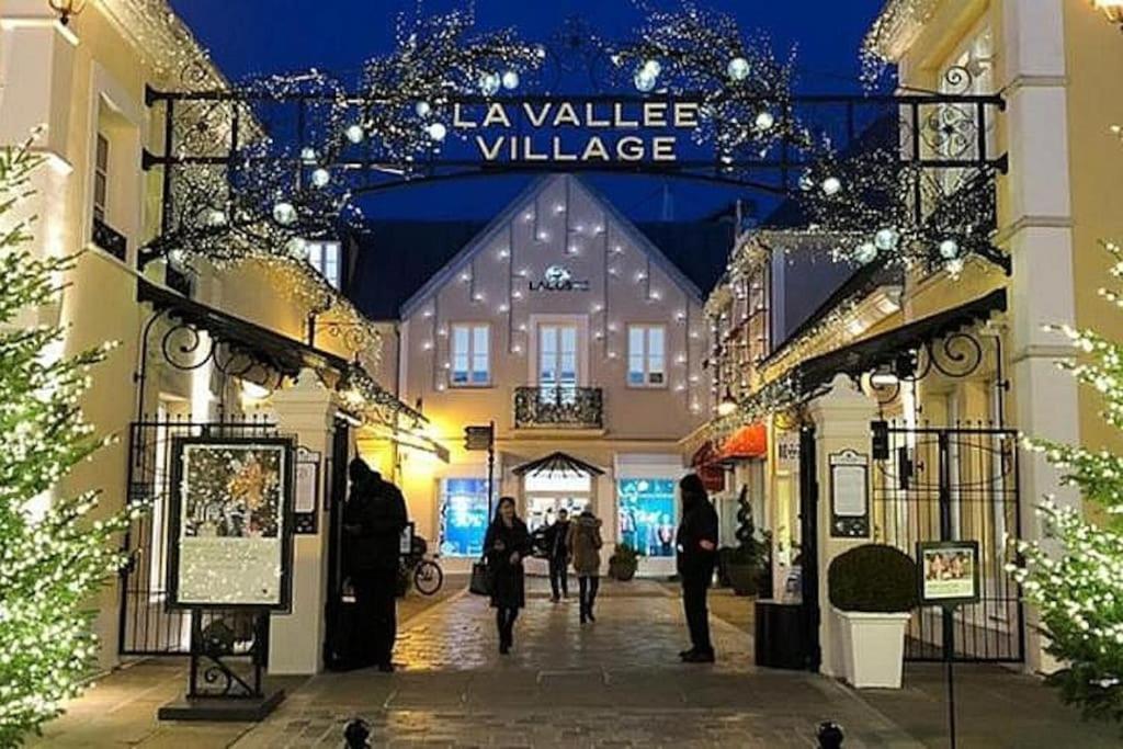 Disney 'Xperience - Parc 10 Min - 3Pers エスブリー エクステリア 写真